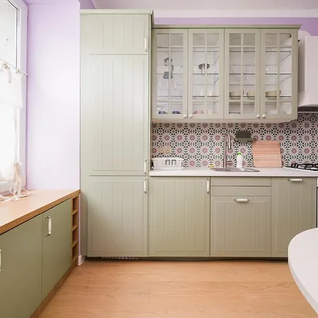 Metro Mlynow Colourful Apartment Warsaw