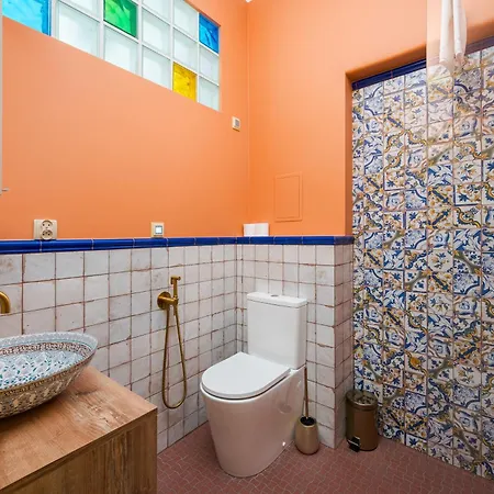 Apartman Metro Mlynow Colourful By Bookinghost *